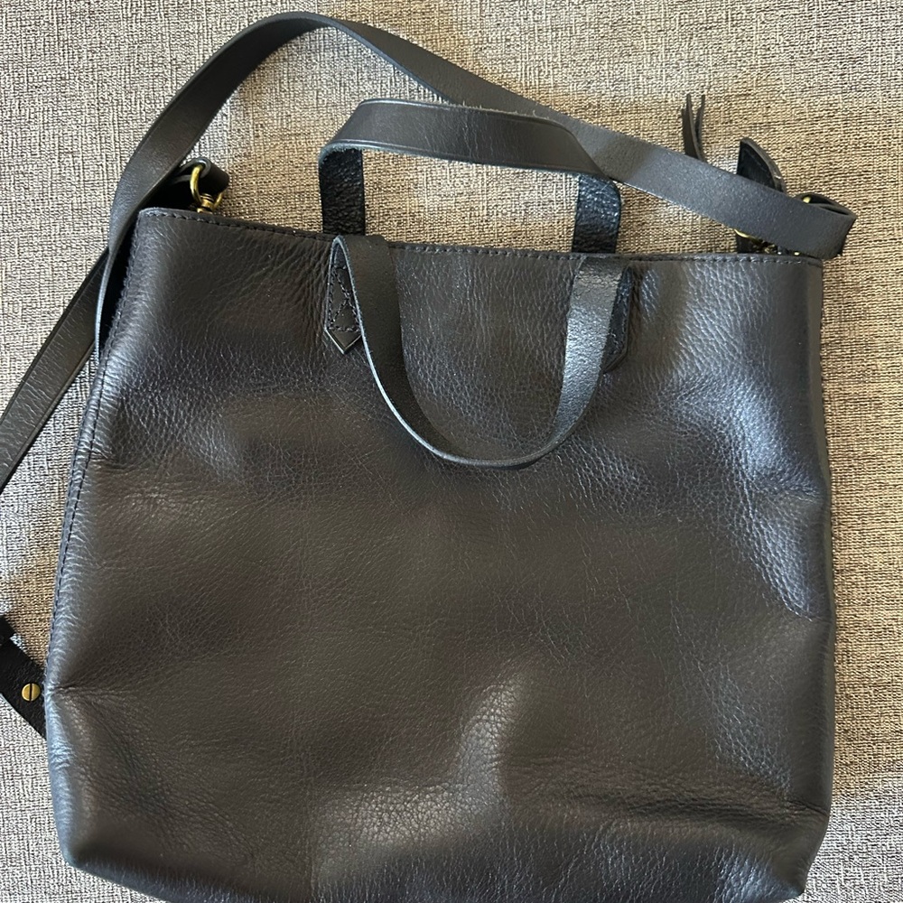 VGUC Madewell black zip-top transport crossbody bag - Picture 14 of 14